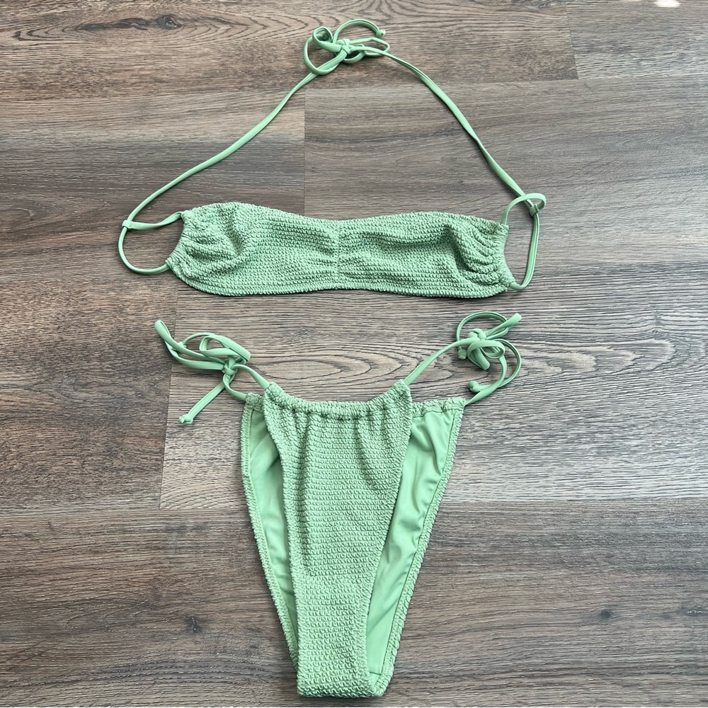 LA Hearts by PacSun Green Textured Bikini Set Top Medium / Bottoms Small Summer